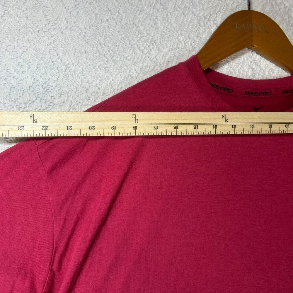 Nike Pro Dri-FIT Crop T-Shirt in University Red Swoosh XL Women's